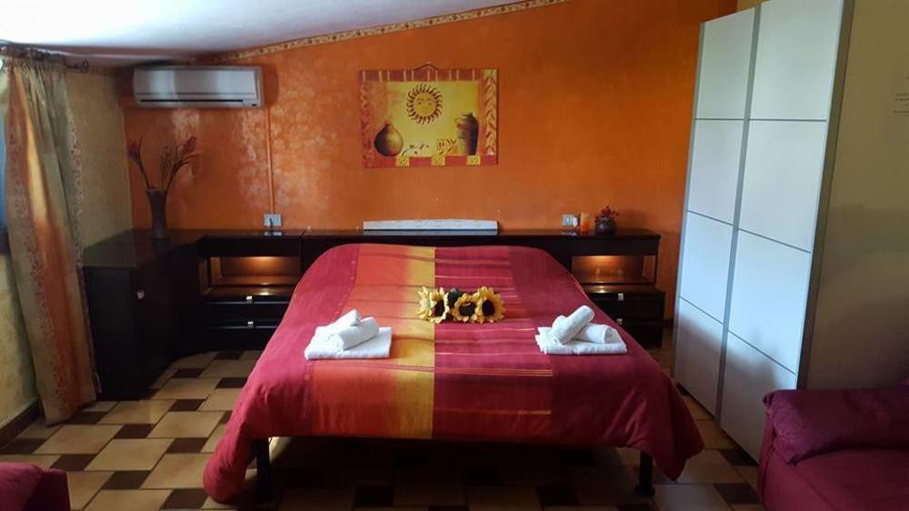 B&B Fantar House Carbonia Exterior foto