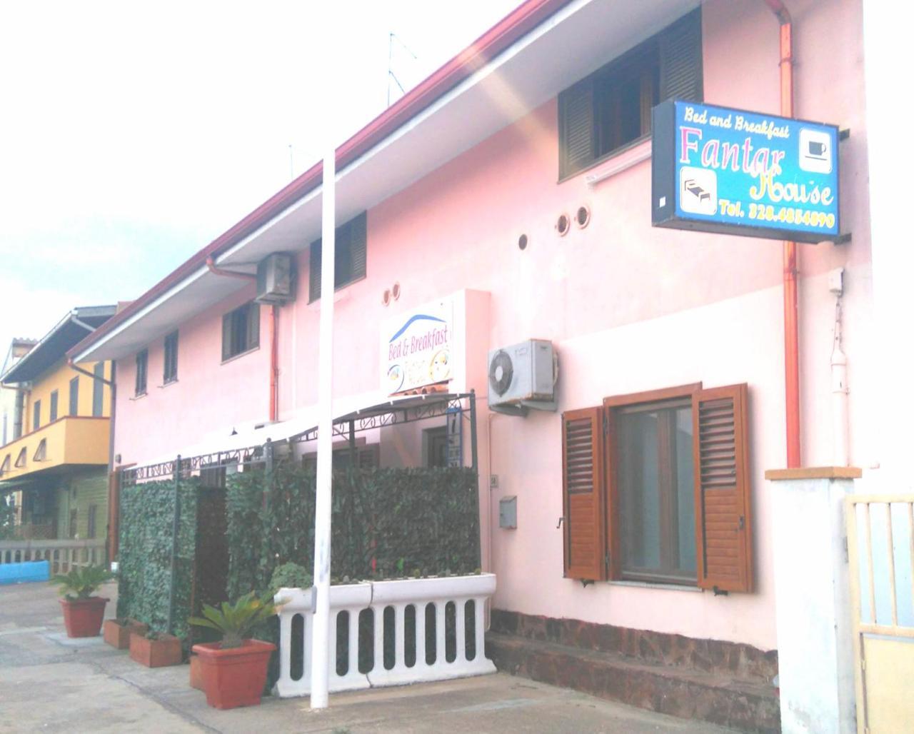 B&B Fantar House Carbonia Exterior foto